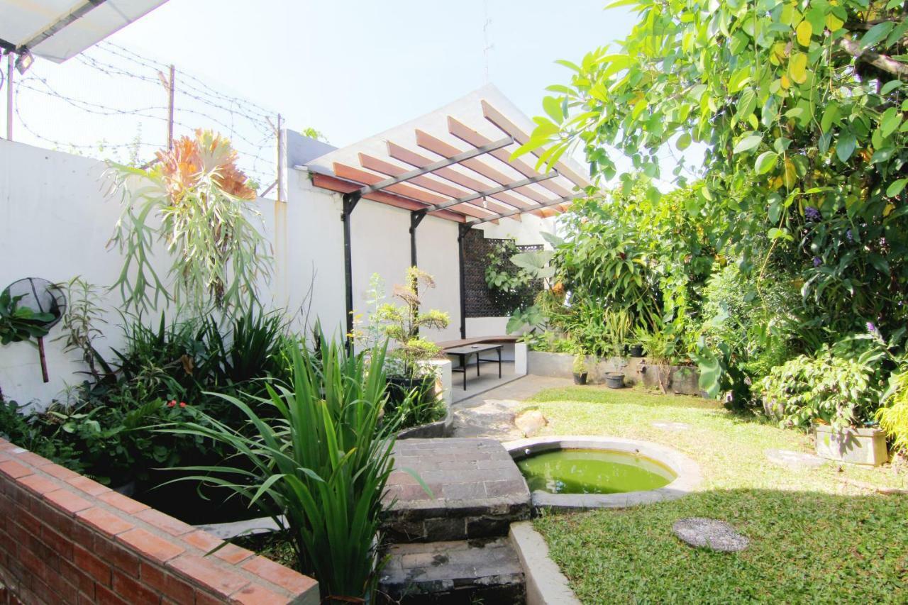 Neo Moritz Homestay Bandung Ngoại thất bức ảnh